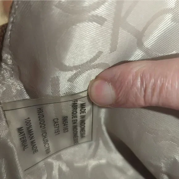 CALVIN KLEIN HAYDEN STYLE CROSSBODY BAG ITS A BEAUTY ♥️ - Picture 8 of 11